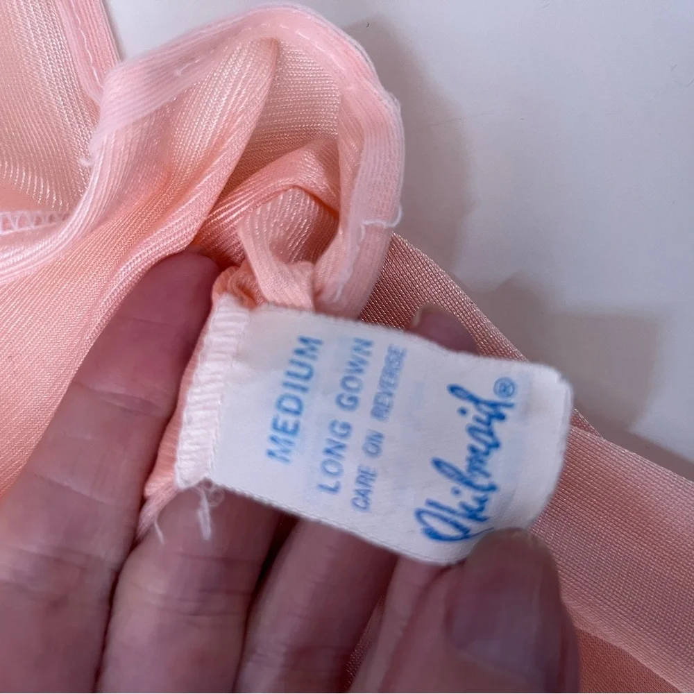 Vintage 50 60 Retro Cottagecore Floral Embroidery Peach Pastel Long Nightgown - Picture 11 of 16